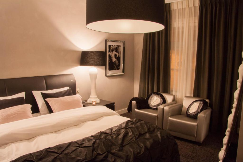 Huis Van Bewaring Almelo Szoba fotó